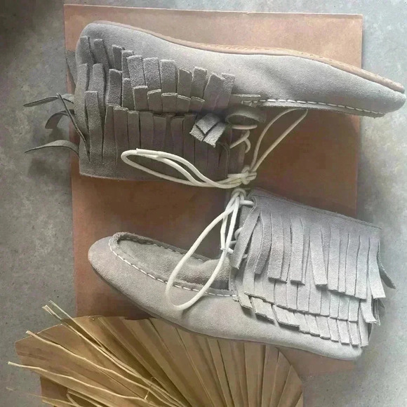 NEW Monkey Feet Fringed Moccasins Size 38 | 6.5-7 - Picture 3 of 8